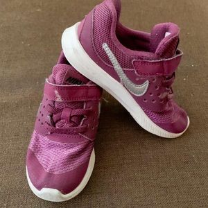 Girl Tenis Nike